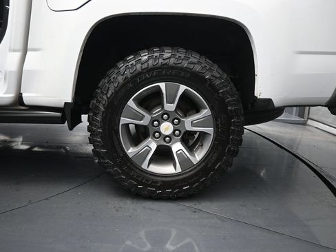 Used 2016 Chevrolet Colorado Z71 AWD/4WD image 17
