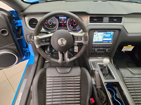 Used 2013 Ford Mustang Shelby GT500 RWD image 19