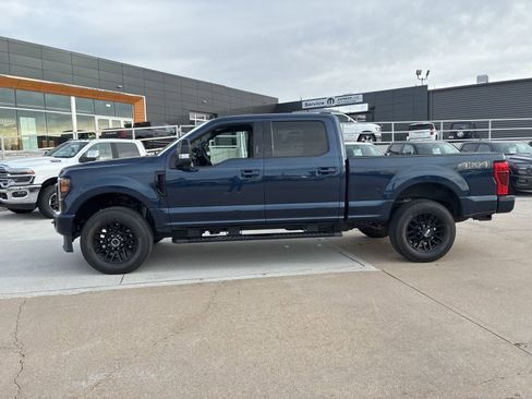 Used 2020 Ford F250 Lariat image 2