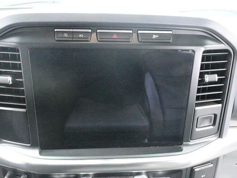 Used 2023 Ford F150 Lariat image 11