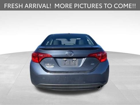 Certified 2018 Toyota Corolla SE w/ SE Premium Package image 6