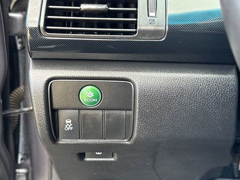 Used 2013 Honda Accord Sport image 26