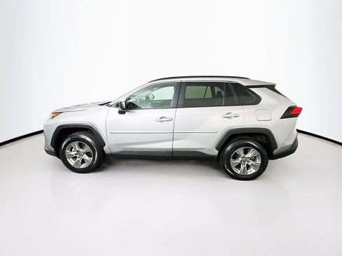 Used 2022 Toyota RAV4 LE AWD/4WD image 17
