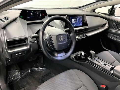 Used 2024 Toyota Prius LE image 13