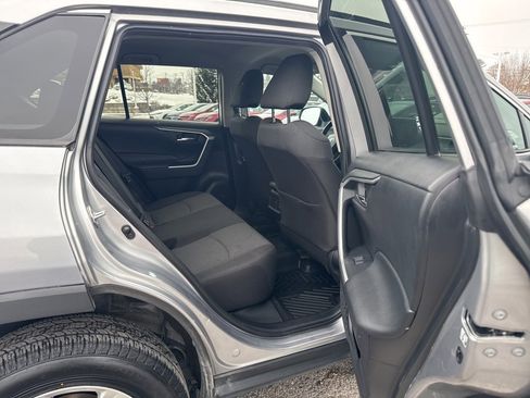 Certified 2020 Toyota RAV4 XLE image 6