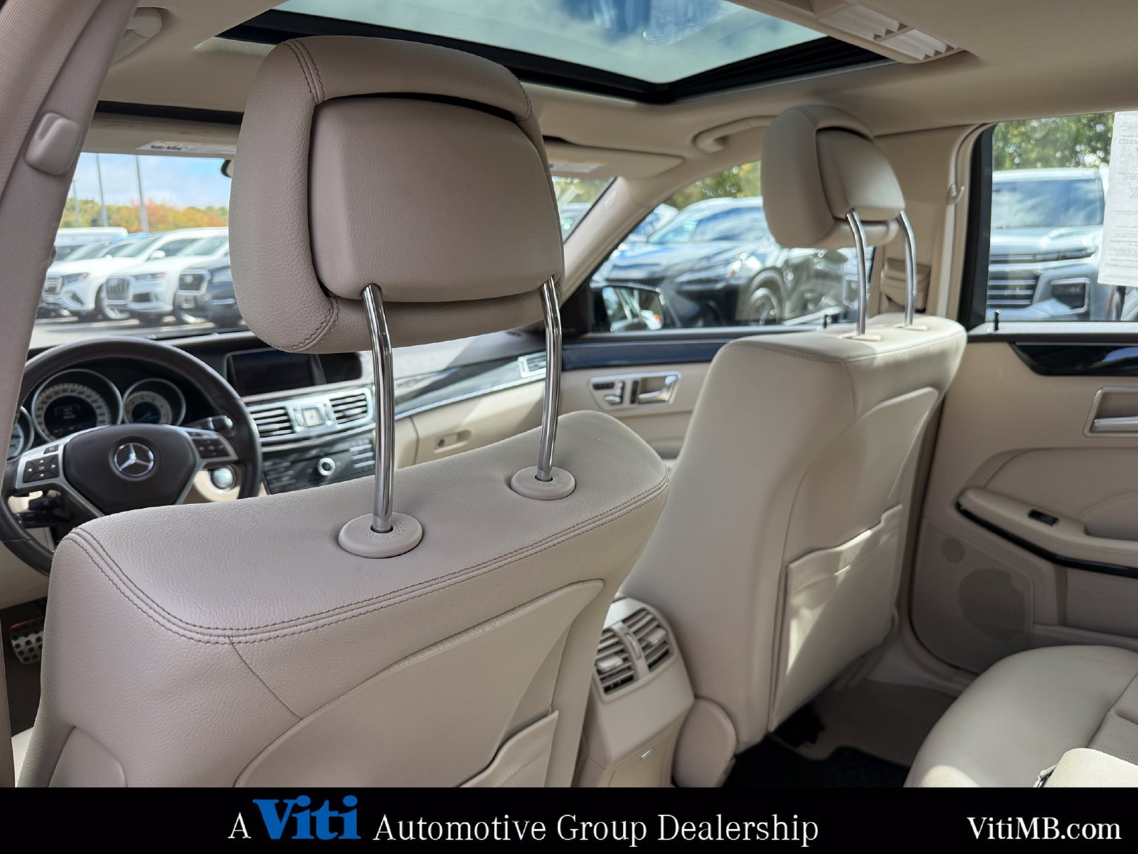 Used 2016 Mercedes-Benz E 350 4MATIC Sedan image 21