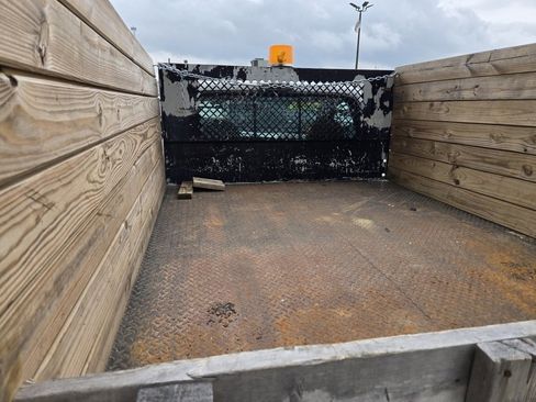 Used 2004 Ford F350 XL image 10