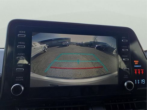 Used 2019 Toyota C-HR LE image 13