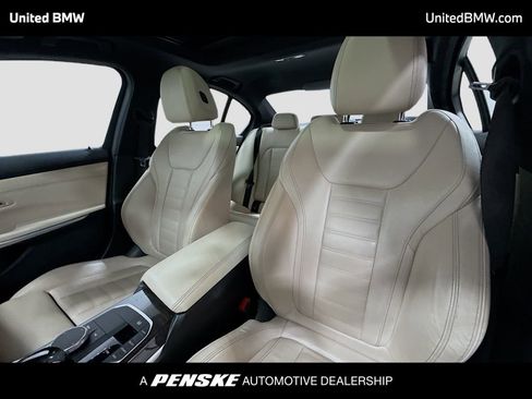 Used 2019 BMW 330i Sedan w/ Convenience Package image 5
