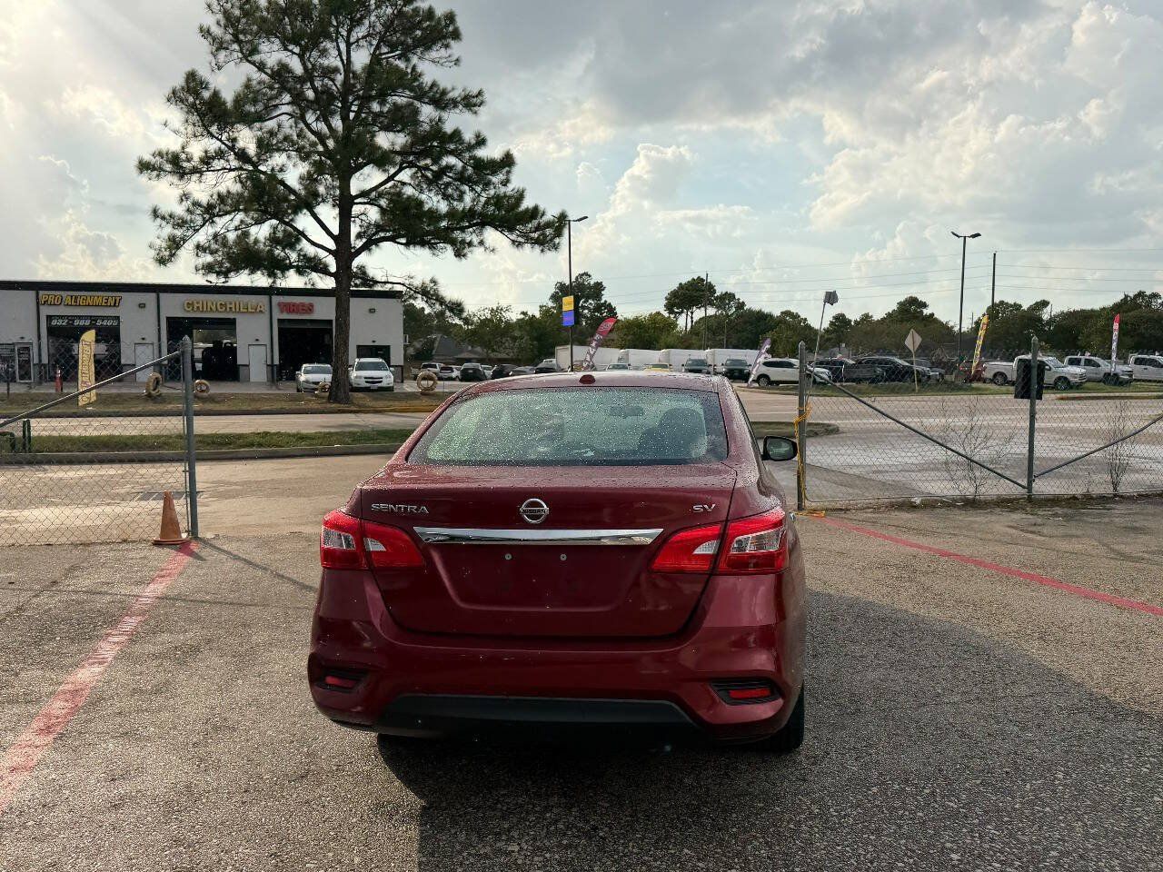 Used 2017 Nissan Sentra SV FWD image 19