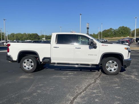 Used 2022 Chevrolet Silverado 2500 LTZ w/ LTZ Premium Package image 2