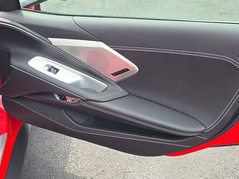 Used 2023 Chevrolet Corvette Stingray Preferred Conv w/ Z51 Performance Package RWD image 5