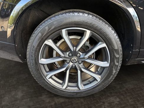 Used 2018 Volvo XC90 T5 Momentum w/ Convenience Package AWD/4WD image 43