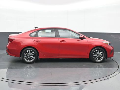 Used 2023 Kia Forte LXS FWD image 7