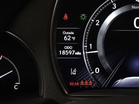 Certified 2023 Lexus LS 500 AWD w/ Luxury Package image 19