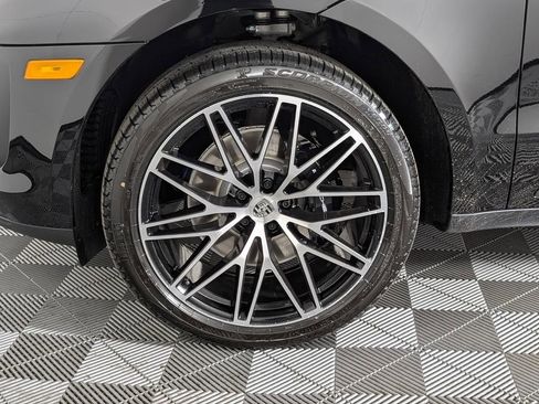 New 2026 Porsche Macan S image 11