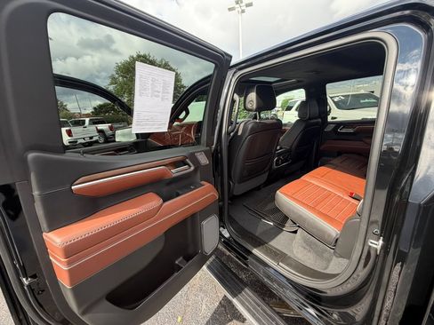 Certified 2026 GMC Sierra 1500 Denali Ultimate AWD/4WD image 30