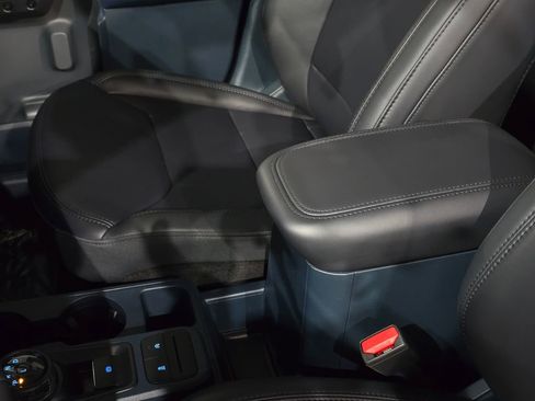 New 2025 Ford Maverick Lariat w/ Black Appearance Package image 30