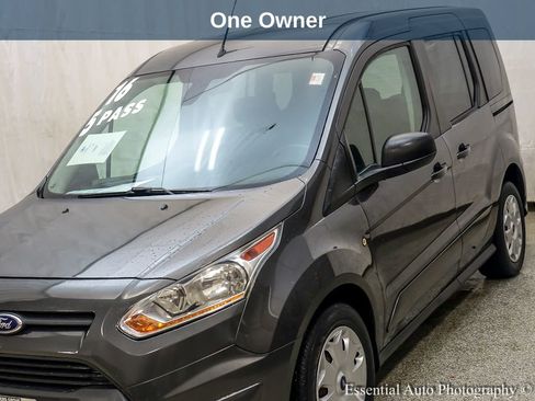 Used 2016 Ford Transit Connect XLT image 4