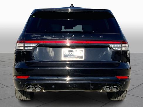 Used 2025 Lincoln Aviator Reserve w/ Jet Appearance Package image 5