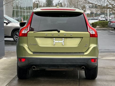 Used 2010 Volvo XC60 T6 image 4