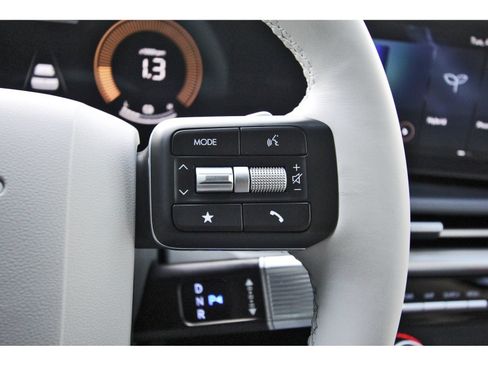 Certified 2026 Hyundai Santa Fe SE FWD image 19