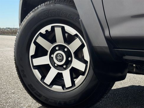 Certified 2023 Toyota 4Runner TRD Off-Road Premium w/ Moonroof Package image 27