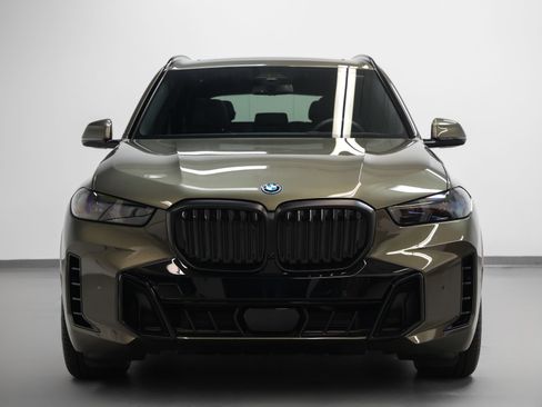Used 2026 BMW X5 xDrive50e w/ M Sport Package AWD/4WD image 8