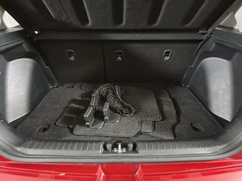 Certified 2023 Hyundai Venue Limited w/ Cargo Package FWD image 29