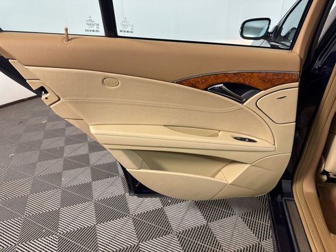 Used 2008 Mercedes-Benz E 350 4MATIC Sedan image 22
