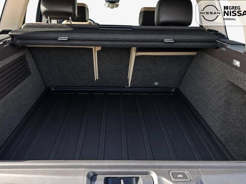 Used 2019 Land Rover Range Rover HSE AWD/4WD image 14