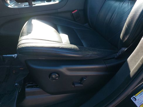 Used 2015 Jeep Grand Cherokee Limited image 31