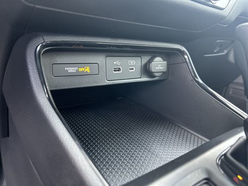 Used 2024 Honda CR-V EX image 12