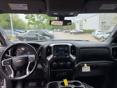 Used 2021 Chevrolet Silverado 1500 LT w/ Z71 Off-Road Package image 27