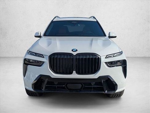 Used 2026 BMW X7 xDrive40i w/ M Sport Package image 6
