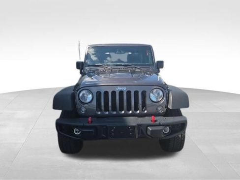 Used 2016 Jeep Wrangler Unlimited Rubicon AWD/4WD image 3