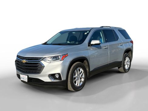 Used 2018 Chevrolet Traverse LT w/ LPO, Cargo Package image 1