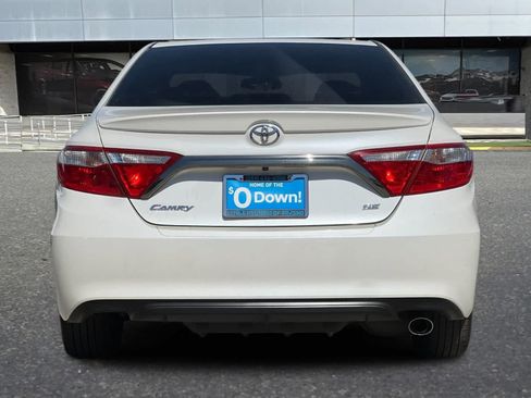 Used 2017 Toyota Camry SE FWD image 8