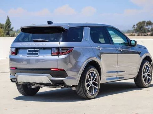 New 2024 Land Rover Discovery Sport S image 6