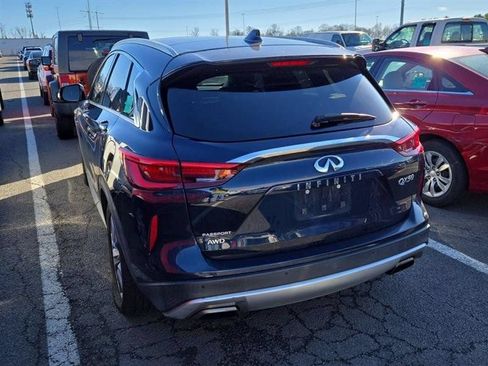 Used 2019 INFINITI QX50 Essential w/ Premium Heat Package AWD/4WD image 2