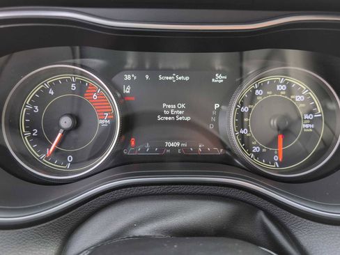 Used 2019 Jeep Cherokee Trailhawk image 35