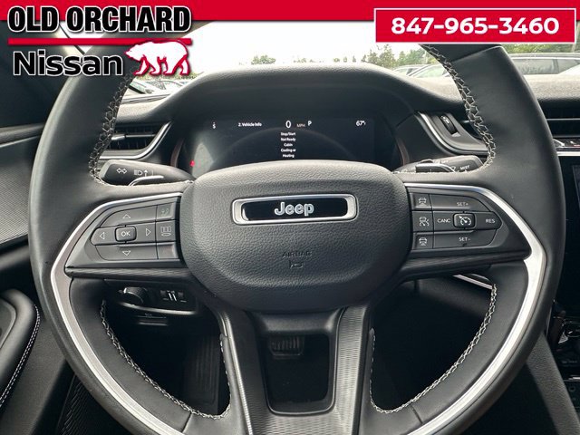 Used 2023 Jeep Grand Cherokee Altitude AWD/4WD image 23