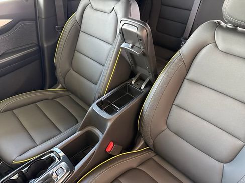 New 2026 Chevrolet TrailBlazer ACTIV w/ Convenience Package FWD image 27