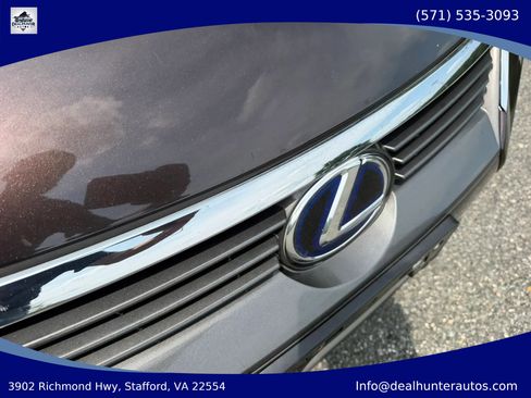 Used 2014 Lexus CT 200h w/ Seat Comfort Package FWD image 6