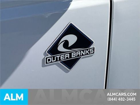 Used 2023 Ford Bronco Outer Banks image 15