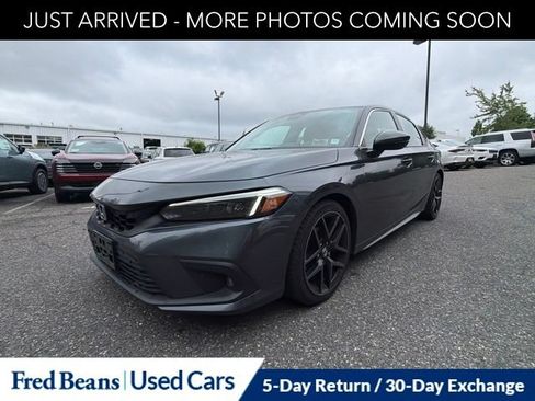 Used 2023 Honda Civic Sport Touring image 3