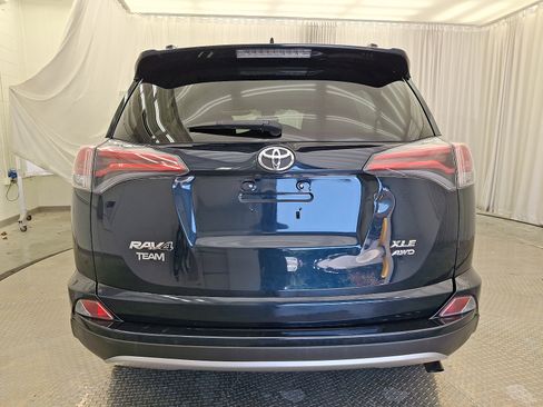 Certified 2018 Toyota RAV4 XLE w/ Plus Extra Value Package AWD/4WD image 14