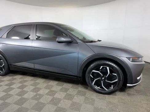 Used 2023 Hyundai Ioniq 5 SEL AWD/4WD image 3