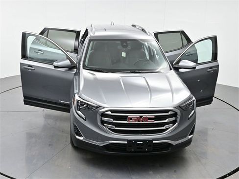 Used 2020 GMC Terrain SLT w/ Preferred Package image 46