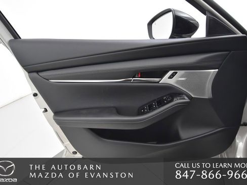 New 2026 MAZDA MAZDA3 Hatchback w/Premium Plus Pkg AWD/4WD image 32